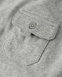 Haut à poche pour garçon - Little Essentials