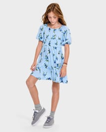 Fille Maman et moi Floral Smocked Ruffle Robes