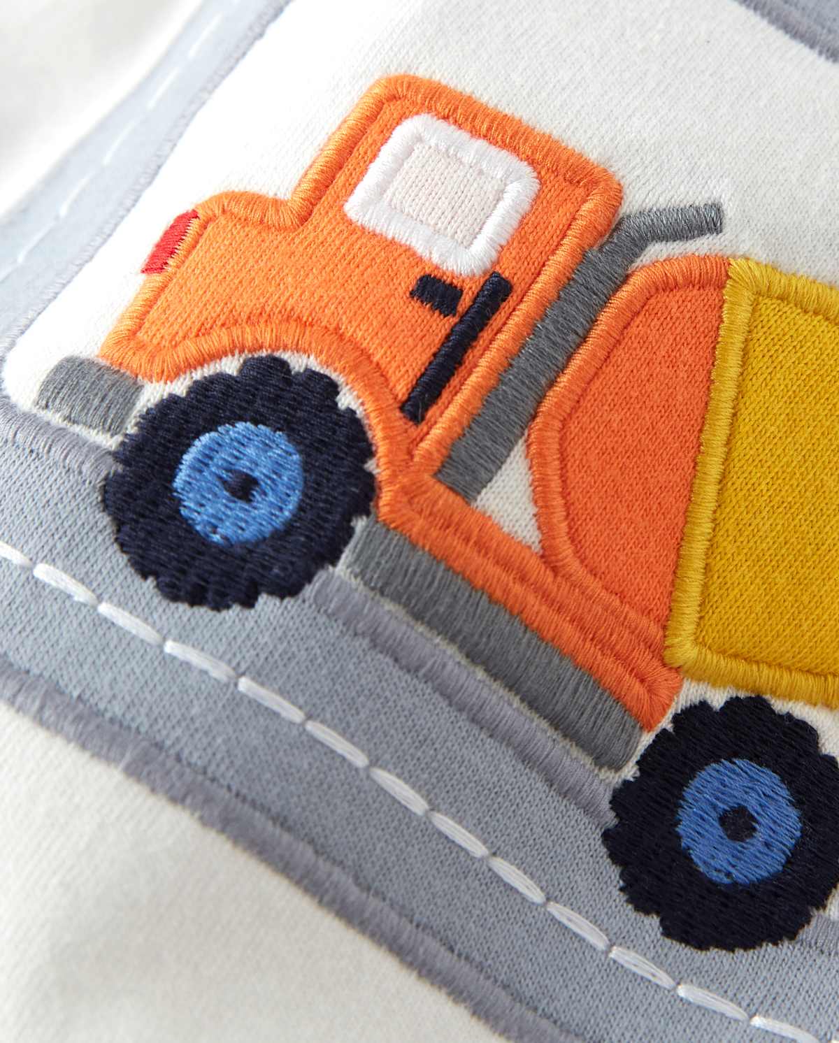 Детские топы Gymboree Boys Applique Road Top - Travel Adventure