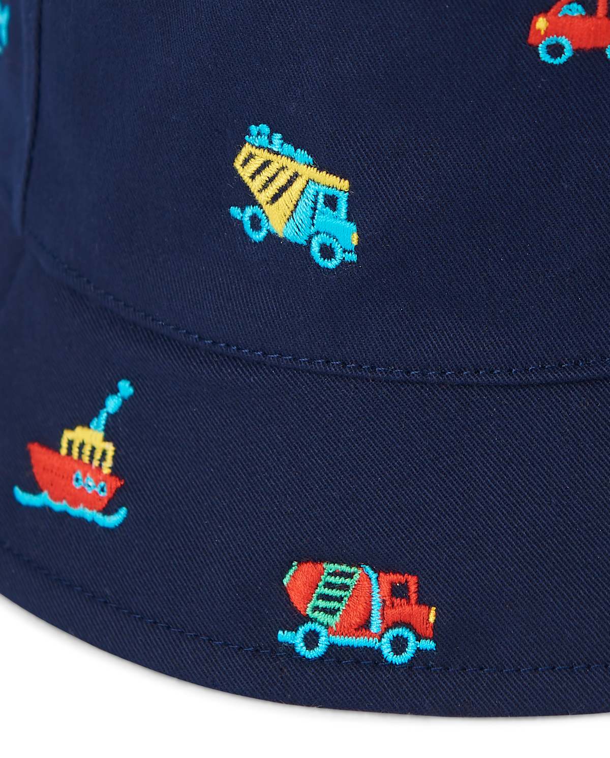 Детские головные уборы Gymboree Boys Embroidered Transportation Bucket Hat - Travel Adventure