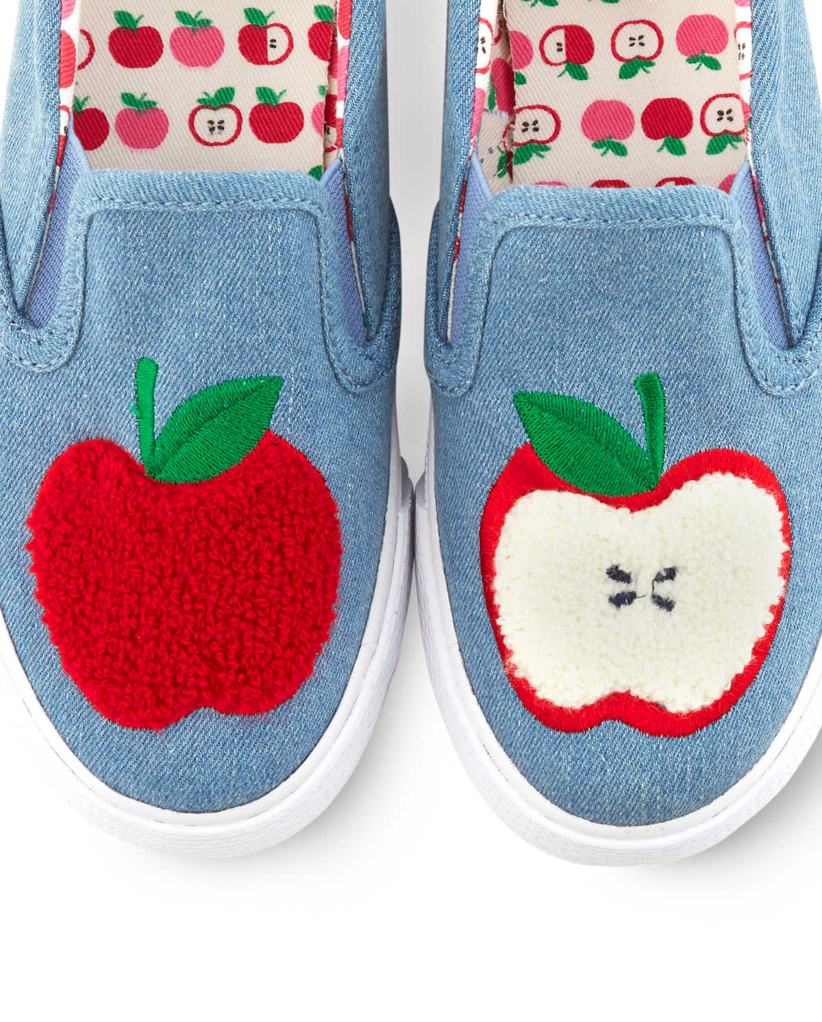 Детские кроссовки Gymboree Girls Embroidered Denim Slip On Sneakers - Candy Apple — фото 4
