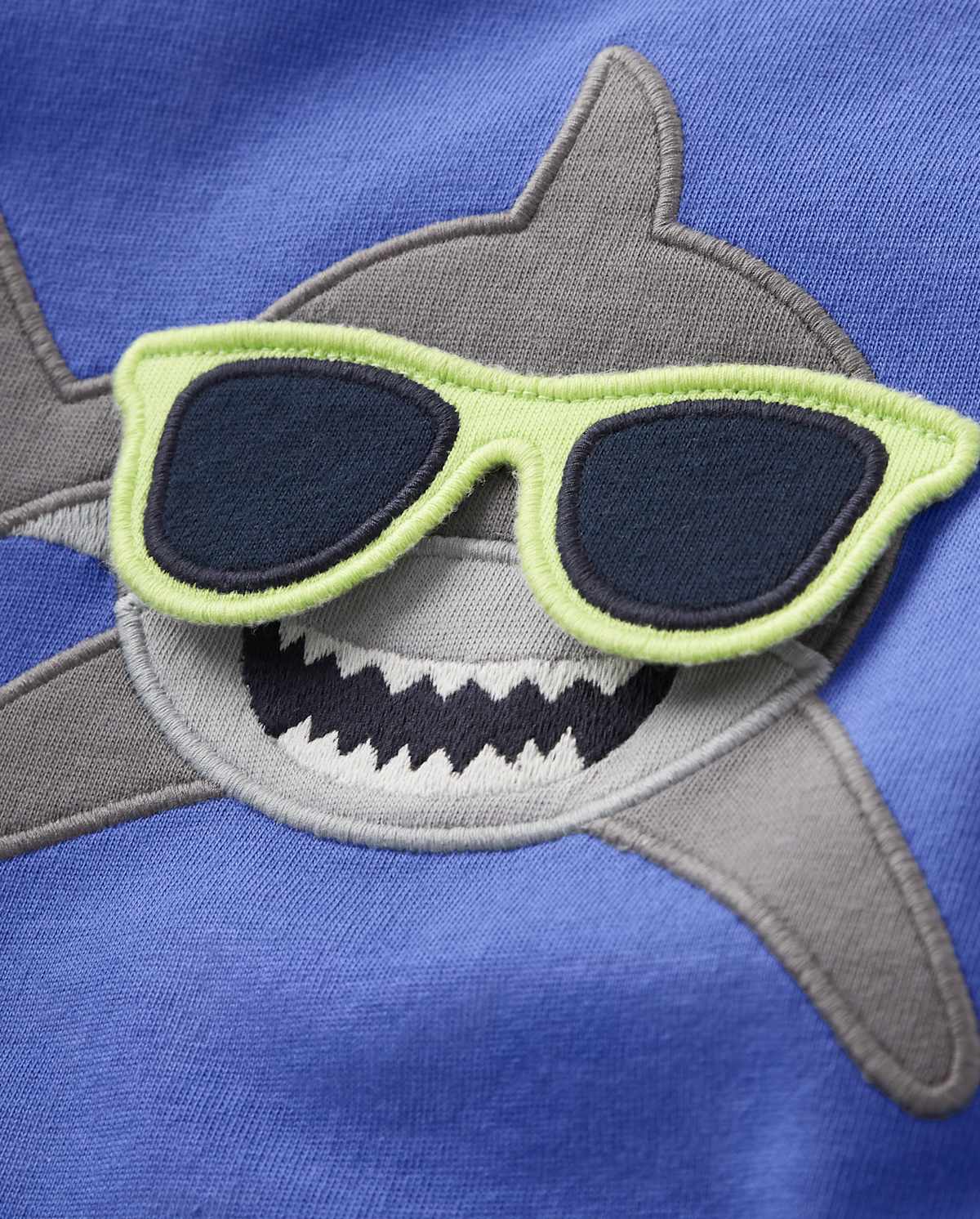 Детские топы Gymboree Boys Peek-A-Boo Shark Top - Island Getaway