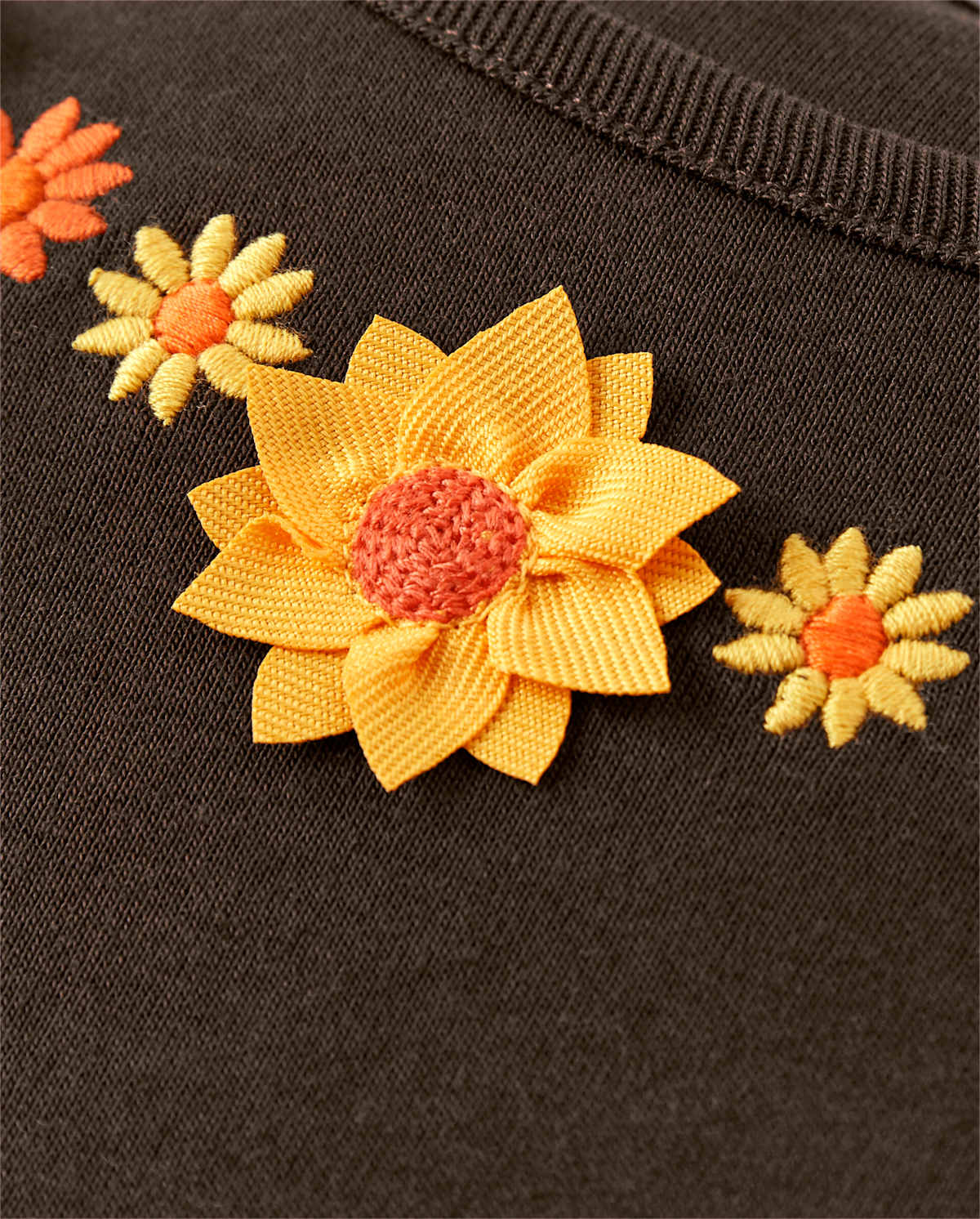 Детские топы Gymboree Girls Embroidered Sunflower Ruffle Top - Harvest