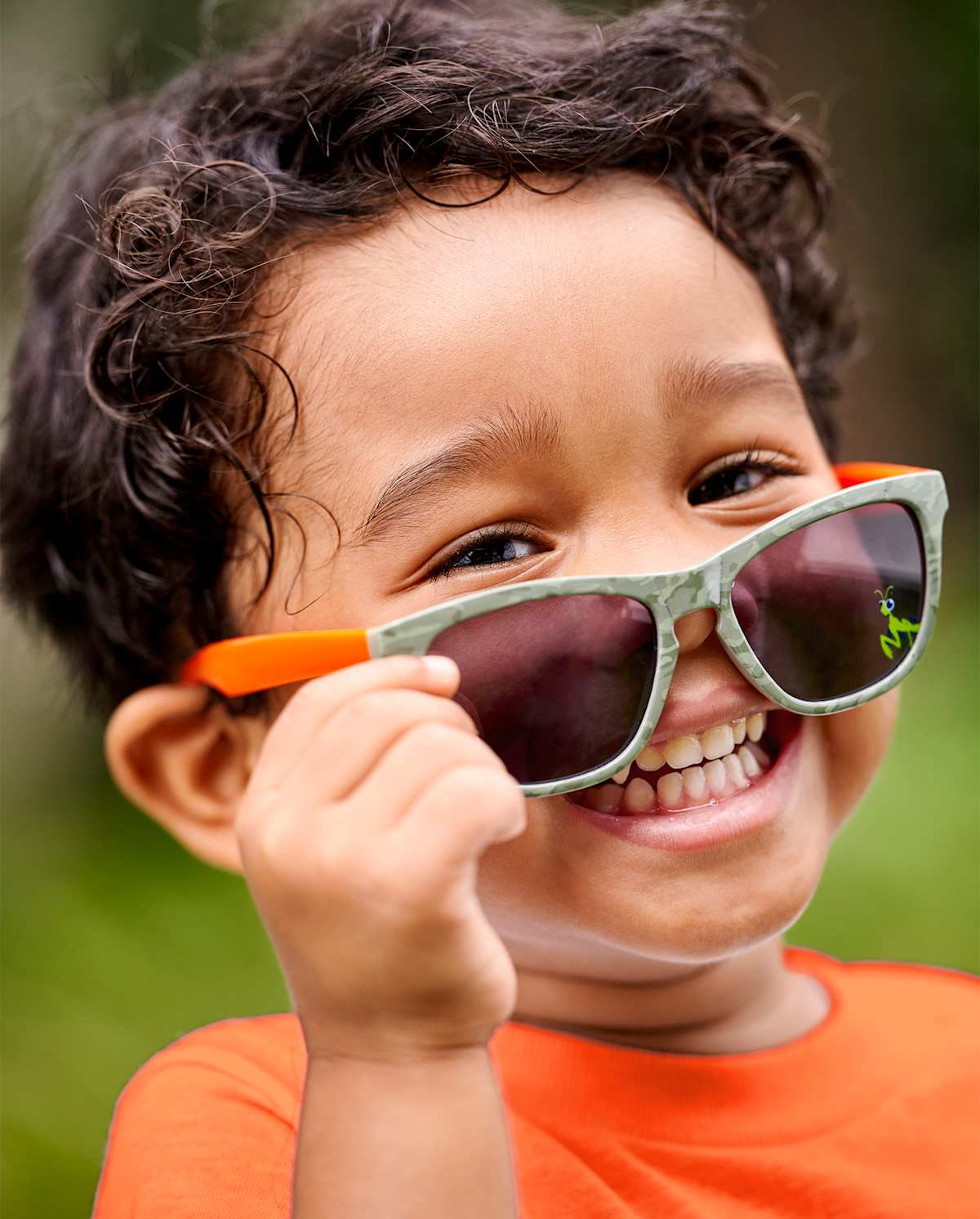 Детские солнцезащитные очки Gymboree Boys Camo Sunglasses - Backyard Explorer — фото 2