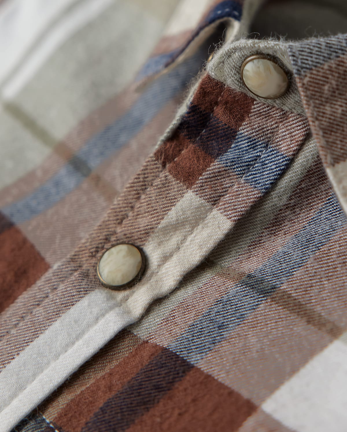 Детские рубашки Gymboree Boys Plaid Snap Front Shirt - Little Rocky Mountain — фото 2