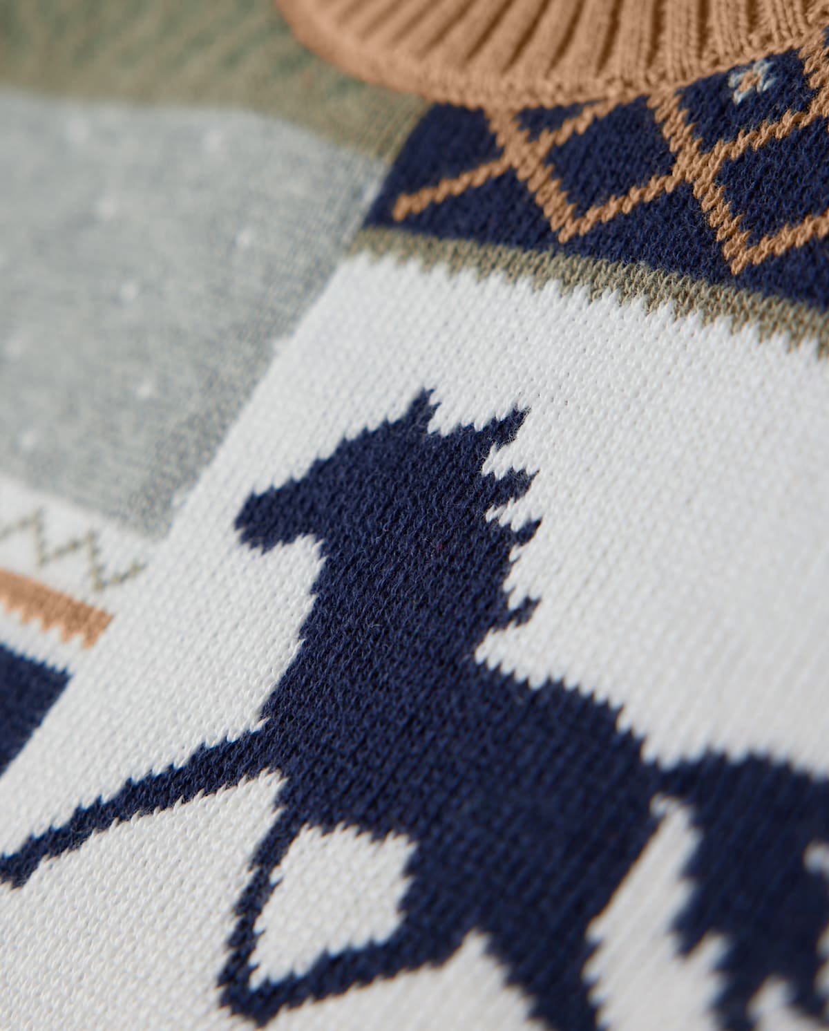 Детские свитеры Gymboree Boys Patchwork Sweater - Little Rocky Mountain — фото 2