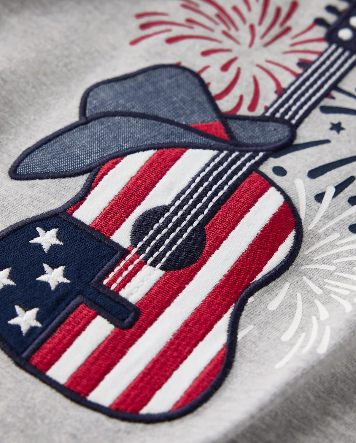 Детские топы Gymboree Boys Embroidered Guitar Top - American Cutie