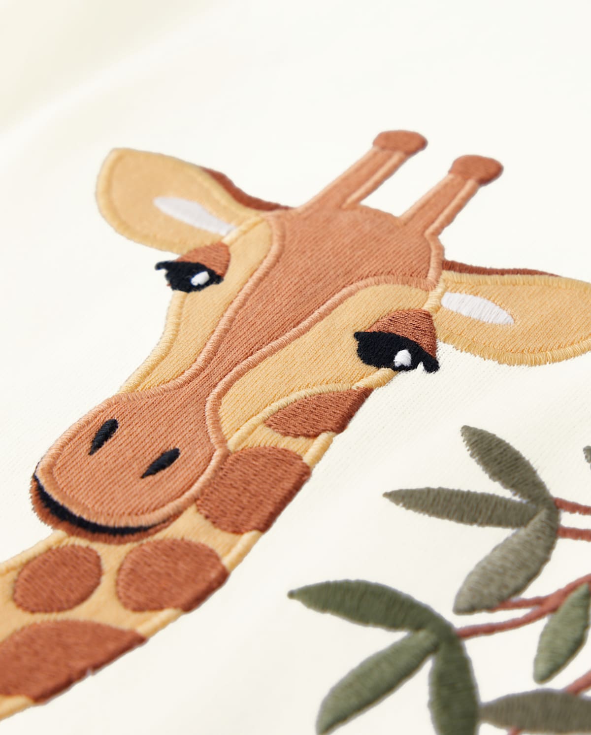 Детские пижамы Gymboree Boys Embroidered Giraffe Snug Fit Cotton Pajamas - Gymmies