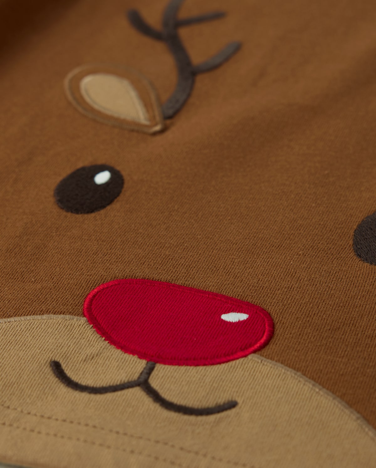 Детские топы Gymboree Boys Embroidered Reindeer Top - Very Merry
