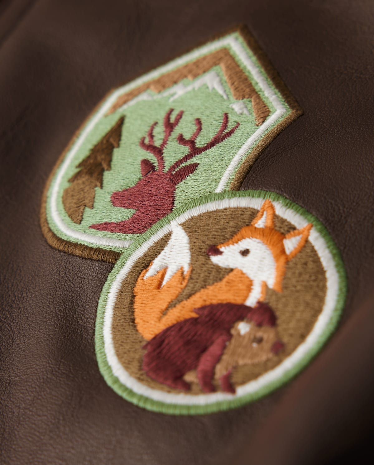 Детские куртки Gymboree Boys Embroidered Patch Faux Leather Bomber Jacket - Enchanted Forest