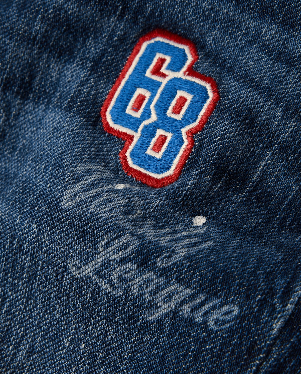 Детские джинсы Gymboree Kids Embroidered Varsity Relaxed Jeans - Campus Cuties — фото 3