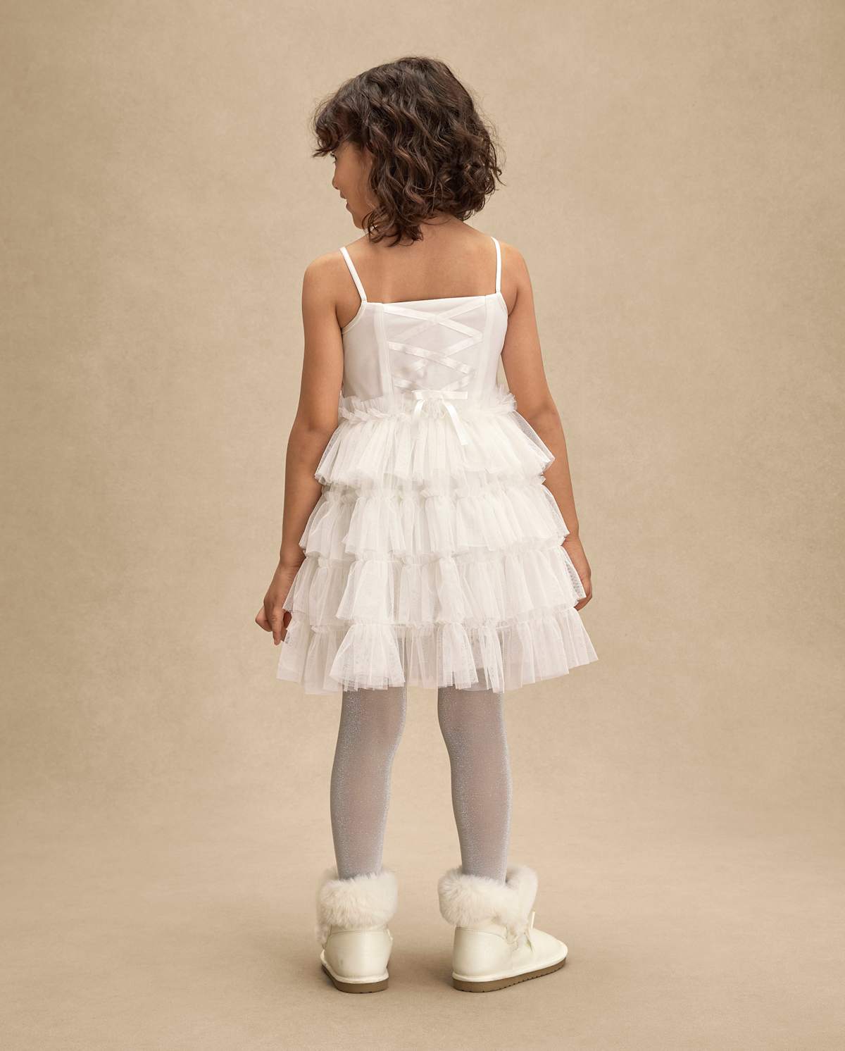 Детские платья Gymboree Girls Embroidered Sequin Ruffle Tiered Dress - On Pointe