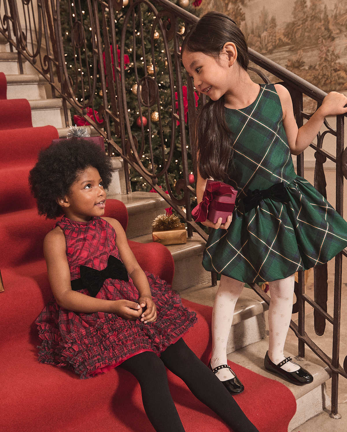 Детские платья Gymboree Girls Plaid Ruffle Mesh Mock Neck Dress - Royal Christmas — фото 3