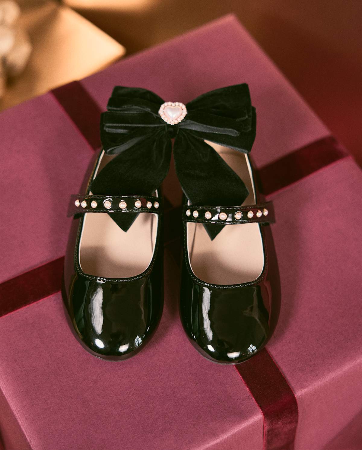 Обувь Gymboree Girls Faux Pearl Ballet Flats - Petit Paris