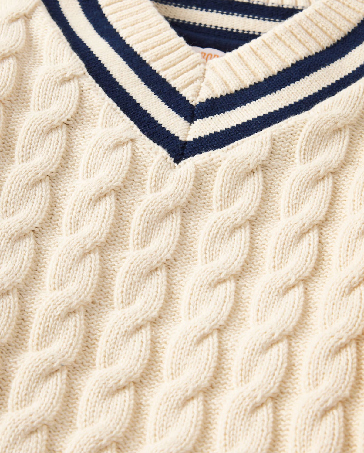 Детские свитеры Gymboree Kids Tipped Cable Knit V-Neck Sweater - Collegiate Club — фото 2