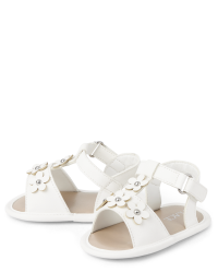 Baby girl white sandals size 5 top