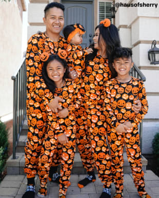 Pijamas familiares de Halloween y otoño