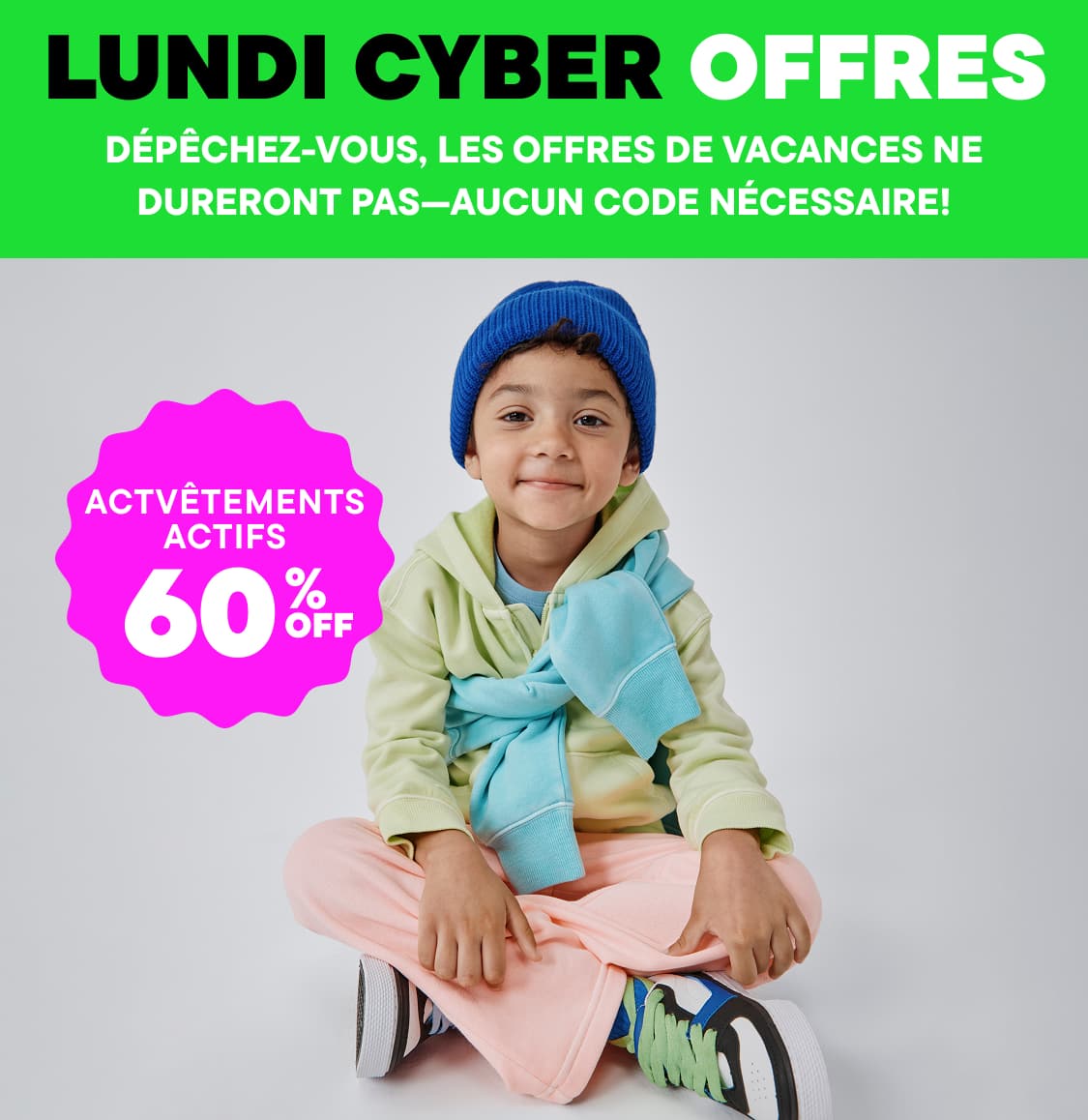 L'image présente le texte « JOUER À FOND. DÉFONCER À FOND. » en caractères gras, façon néon, sur un fond clair uni. On aperçoit un casque audio dans le coin inférieur droit.