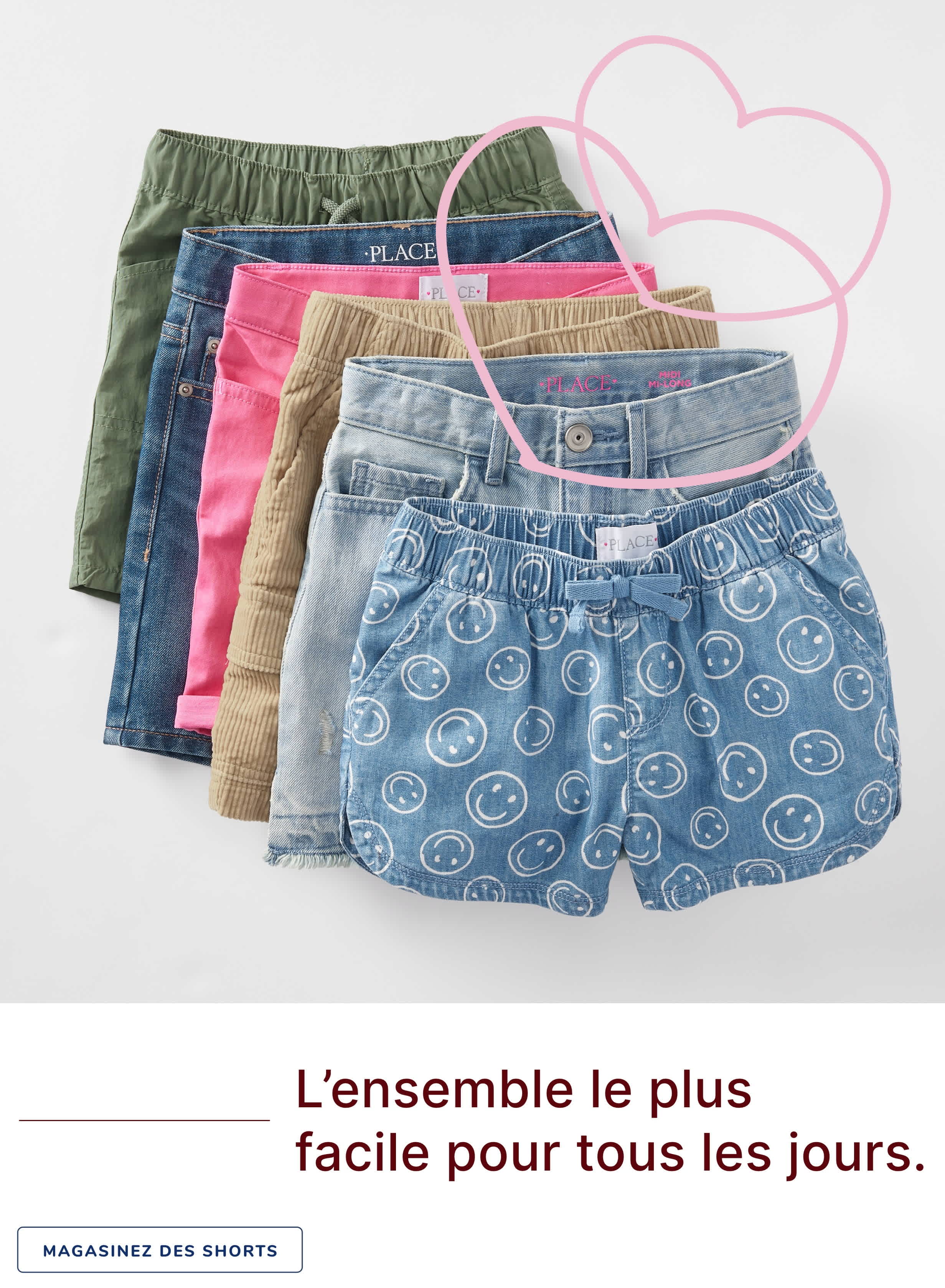 Une collection de shorts colorés et à motifs, comprenant des teintes denim, kaki et rose, disposés sur un fond blanc avec une superposition graphique en forme de cœur.