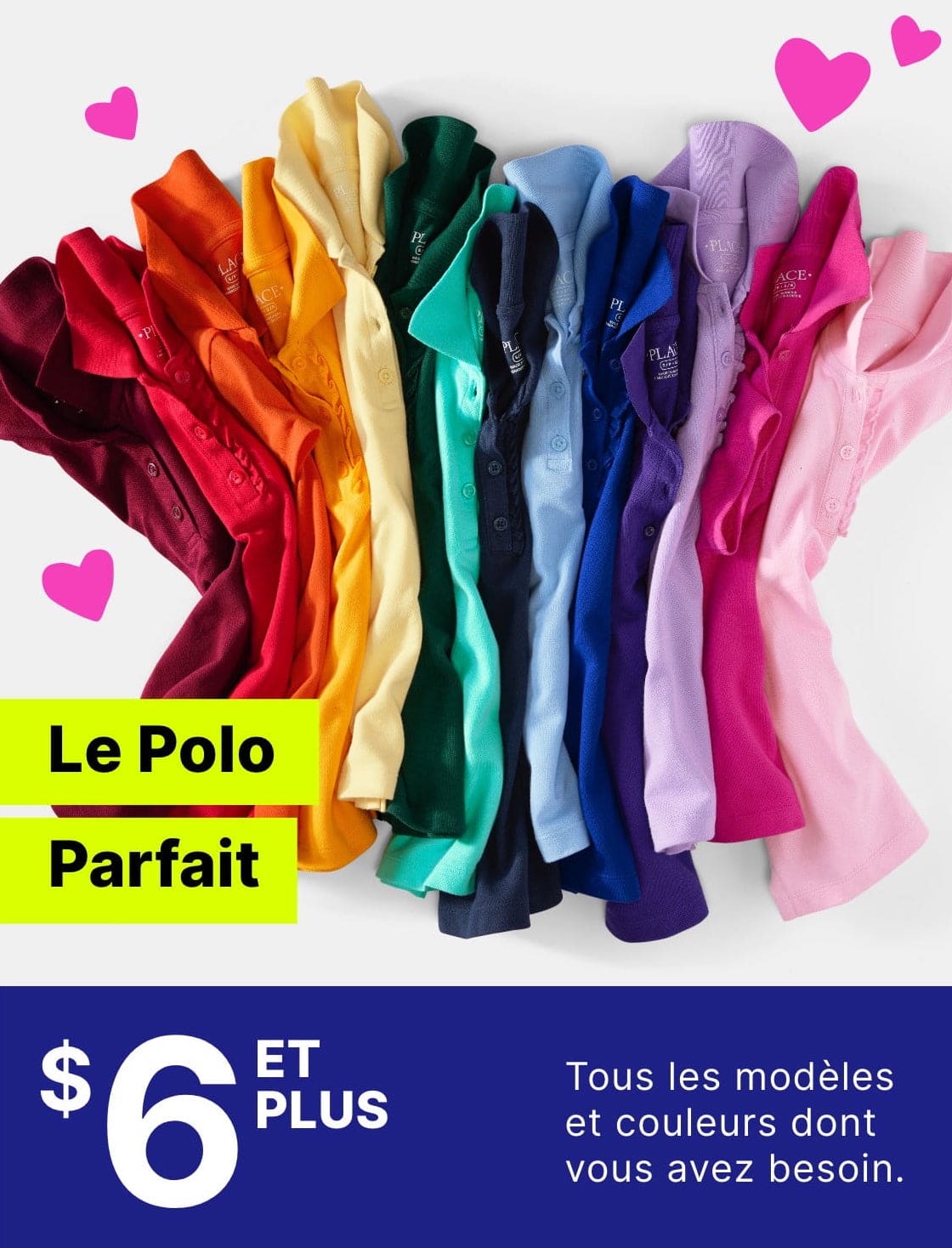 Un étalage vibrant de polos colorés dans différentes nuances, disposés sur un fond blanc uni avec des décorations roses en forme de cœur.