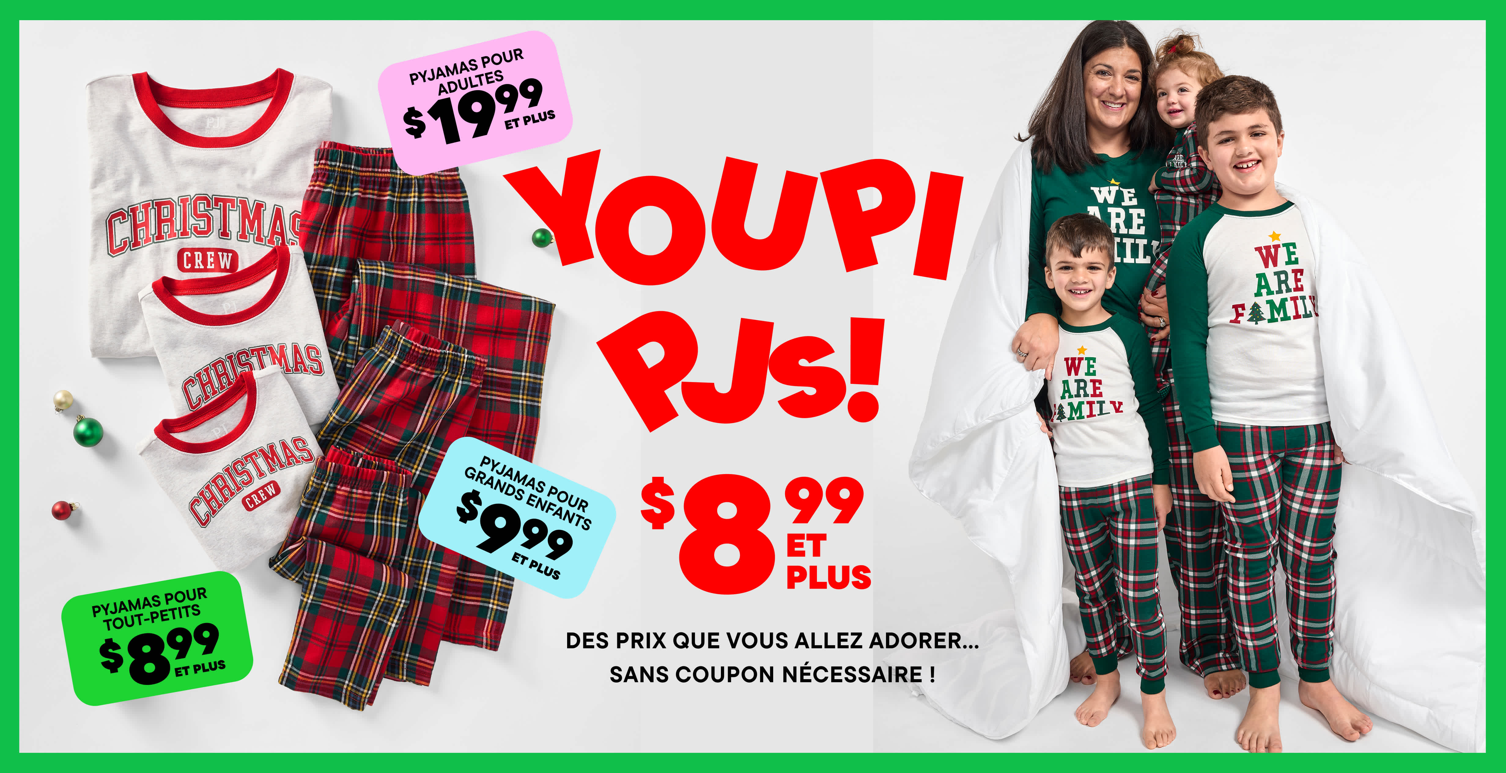 L'image montre un groupe de personnes, probablement des amis ou une famille, debout dans une rue de la ville. Ils portent des vêtements colorés et à motifs et semblent faire des achats ou regarder les articles dans un magasin voisin, comme l'indiquent les étiquettes de prix et les panneaux au premier plan.
