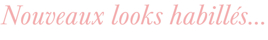 L'image affiche le texte « Dressed-up » écrit dans une police rose stylisée et cursive sur un fond blanc uni.