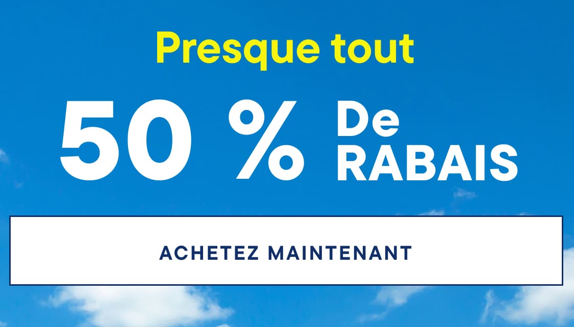L'image présente l'inscription « Presque tout à -50 % » écrite en grandes lettres jaunes sur un fond bleu vif.