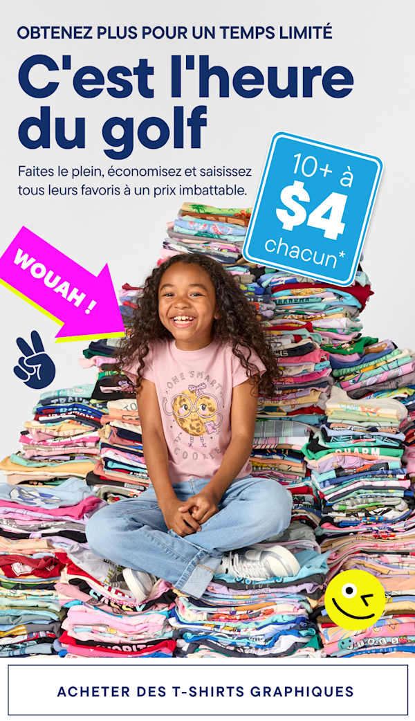 Une jeune fille est assise en tailleur sur une grande pile de t-shirts colorés, avec une flèche « WOW ! » et un smiley en arrière-plan.